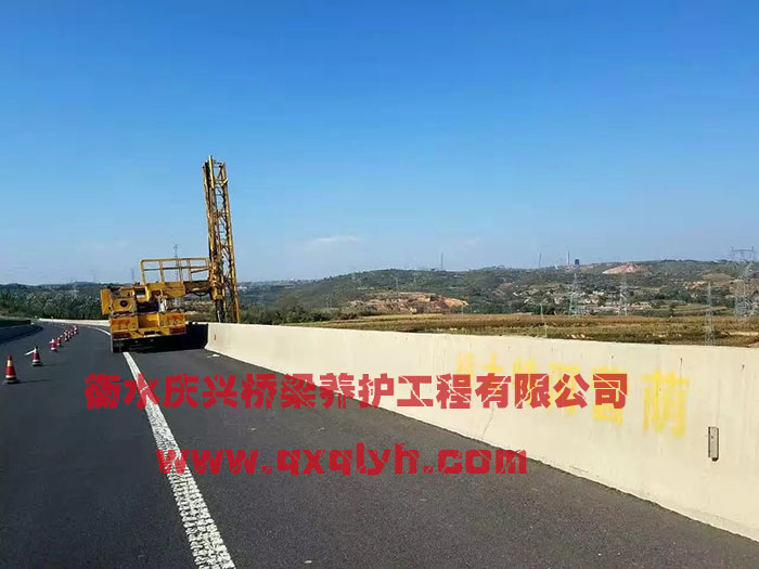 橋梁檢測(cè)車租賃