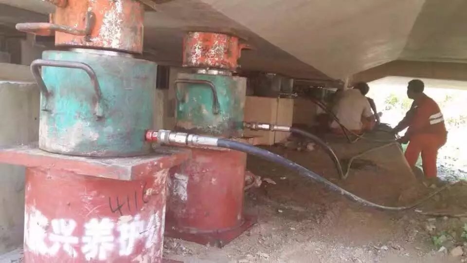 橋梁檢測車租賃