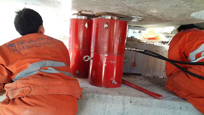 橋梁養(yǎng)護(hù)